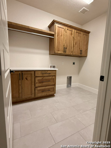 Image 8 of 40 For 156 Firewheel Loop