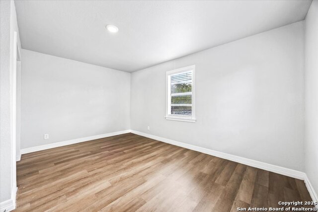 Image 13 of 16 For 146 Caddo  C