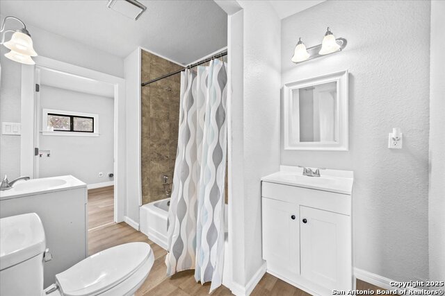 Image 15 of 16 For 146 Caddo  C