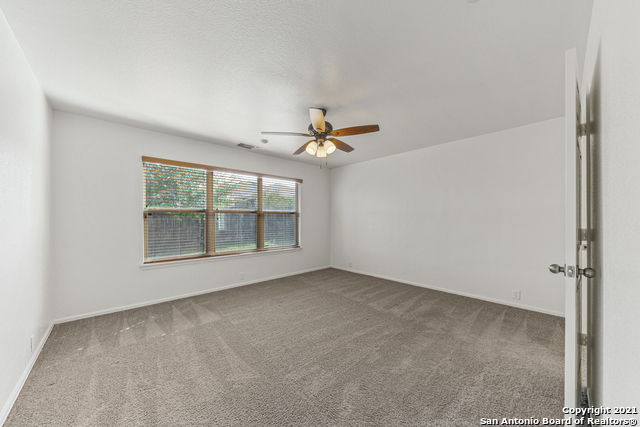 Image 13 of 33 For 5209 Columbia