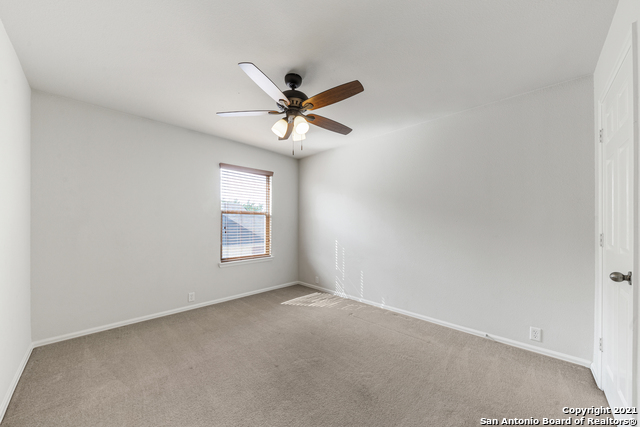 Image 19 of 33 For 5209 Columbia