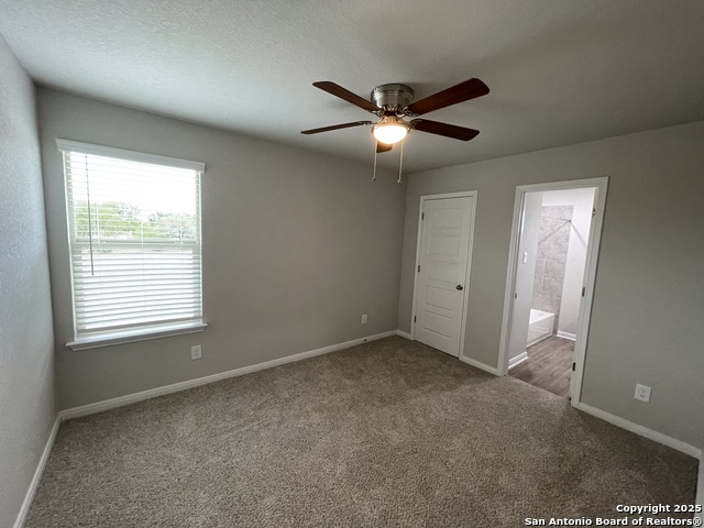 Listing photo id 10 for 405 Emma  