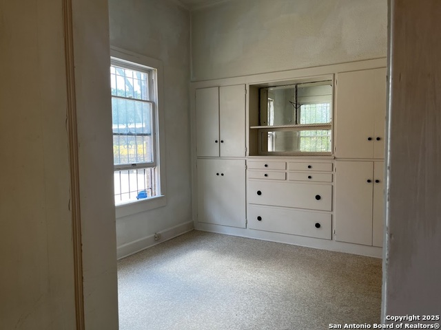 Image 11 of 56 For 411 Gramercy W