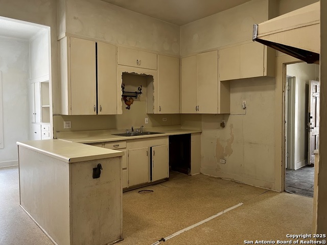 Image 14 of 56 For 411 Gramercy W