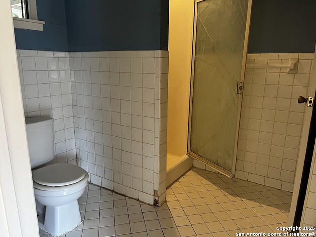 Image 24 of 56 For 411 Gramercy W