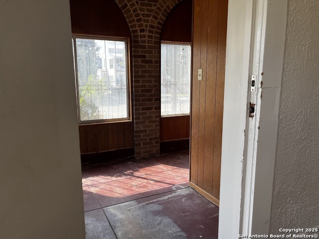 Image 33 of 56 For 411 Gramercy W
