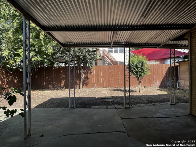 Image 41 of 56 For 411 Gramercy W