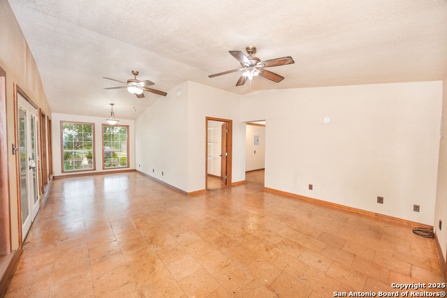 Image 18 of 44 For 1682 Cr 676  