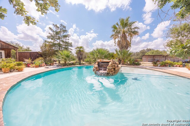 Image 22 of 44 For 1682 Cr 676  