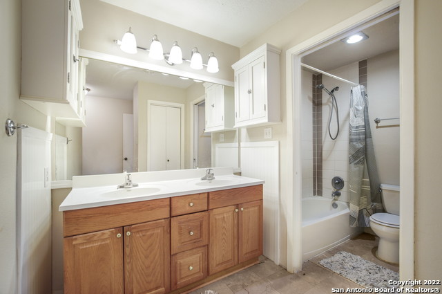 Image 16 of 26 For 8548 Echo Creek Ln