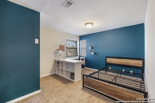 Image 17 of 26 For 8548 Echo Creek Ln