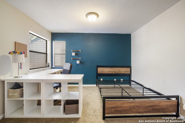 Image 18 of 26 For 8548 Echo Creek Ln