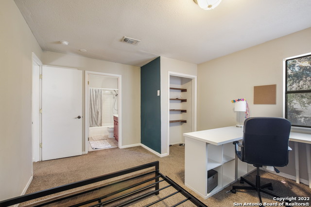 Image 19 of 26 For 8548 Echo Creek Ln