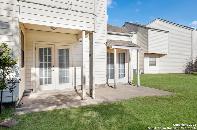 Image 23 of 26 For 8548 Echo Creek Ln