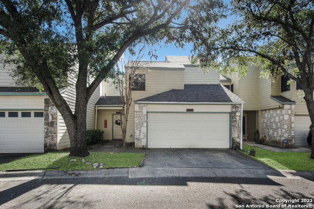 Image 3 of 26 For 8548 Echo Creek Ln