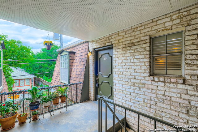 Image 2 of 13 For 1045 Shook Ave 111 C