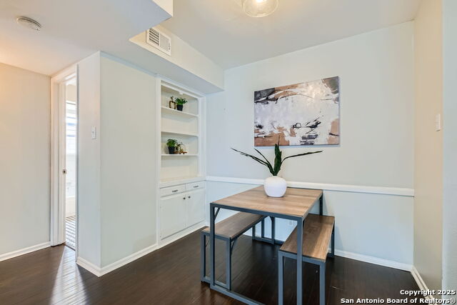 Image 5 of 13 For 1045 Shook Ave 111 C