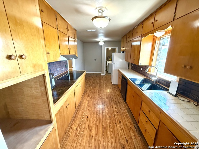 Image 11 of 32 For 27320 Toutant Beauregard Road