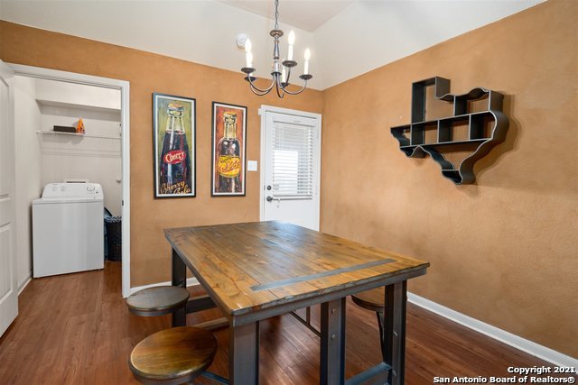 Image 12 of 27 For 1058 Stone Branch