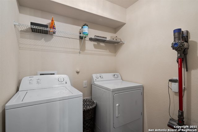 Image 13 of 27 For 1058 Stone Branch