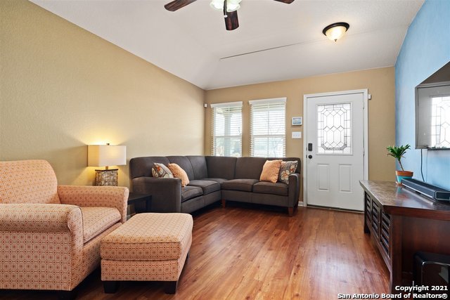 Image 4 of 27 For 1058 Stone Branch