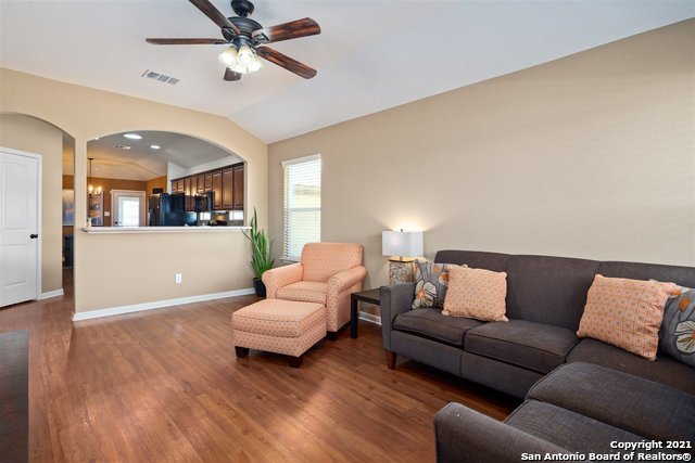 Image 6 of 27 For 1058 Stone Branch