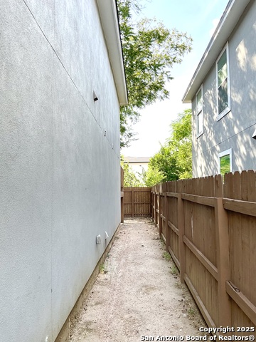 Listing photo id 0 for 1611 Navidad St N 201