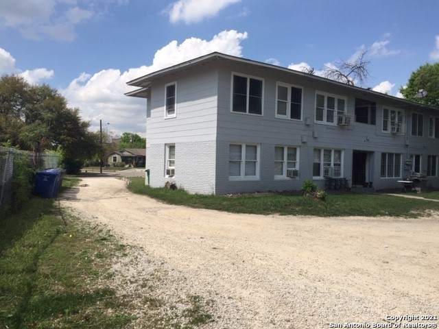 Image 15 of 16 For 100 Senisa Dr  3