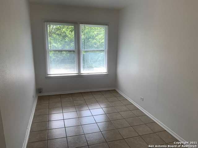 Image 8 of 16 For 100 Senisa Dr  3