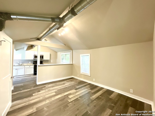 Image 10 of 29 For 514 Olive N