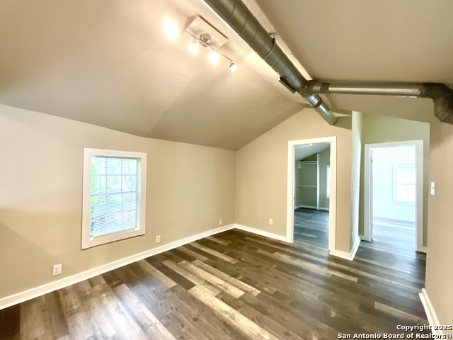 Image 12 of 29 For 514 Olive N