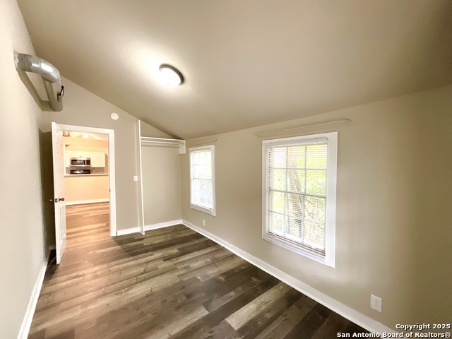 Image 14 of 29 For 514 Olive N