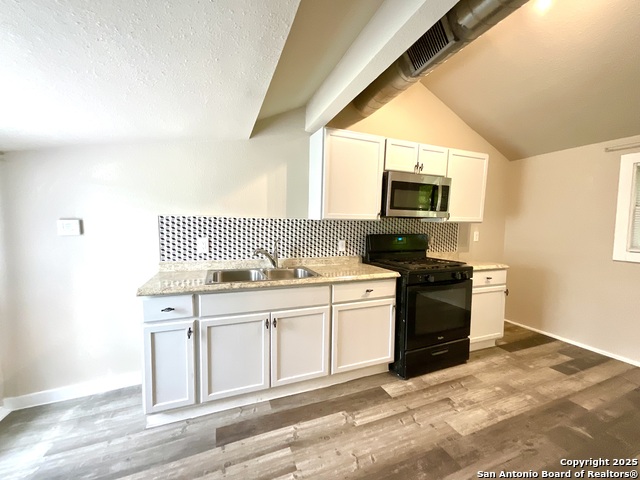 Image 22 of 29 For 514 Olive N