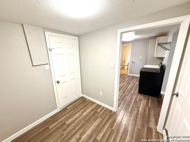 Listing photo id 7 for 602 Lovett 1