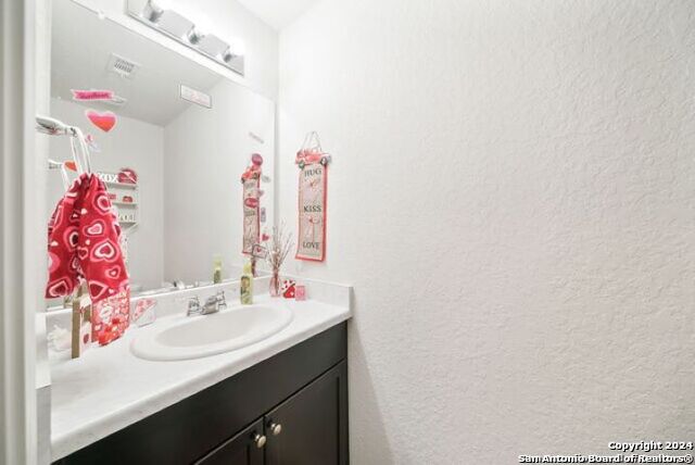 Image 12 of 19 For 11423 Blackmore Leap