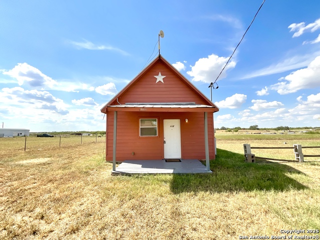 Details for 573 Texas 97  117, Floresville, TX 78114