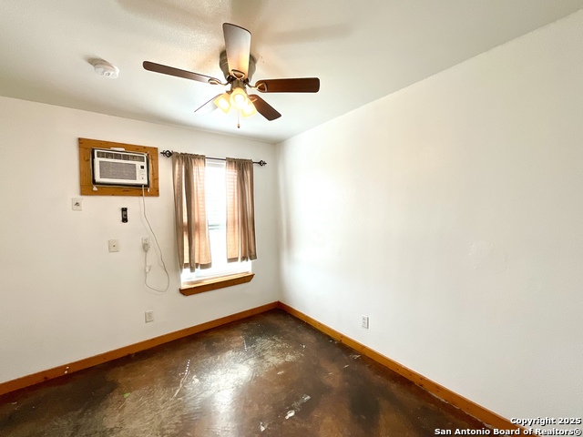 Image 14 of 20 For 573 Texas 97  117