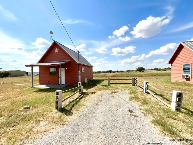 Image 3 of 20 For 573 Texas 97  117