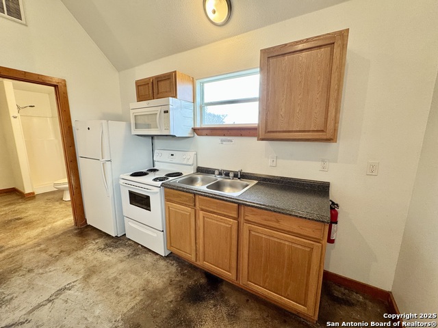 Image 11 of 18 For 573 Texas 97  109