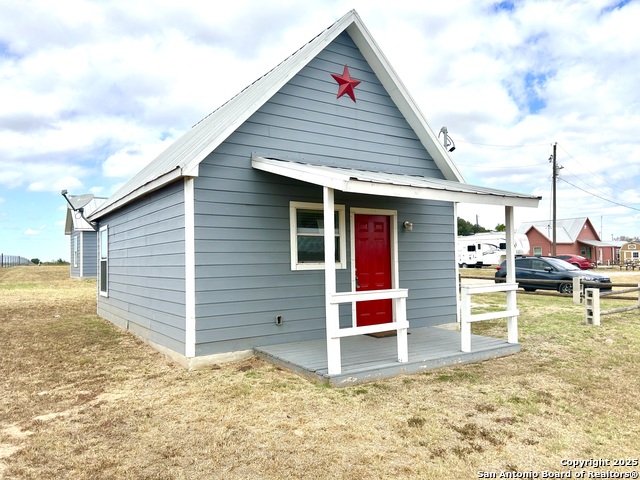 Image 17 of 18 For 573 Texas 97  109