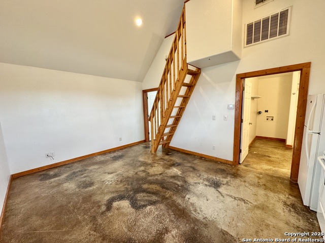 Image 3 of 18 For 573 Texas 97  109