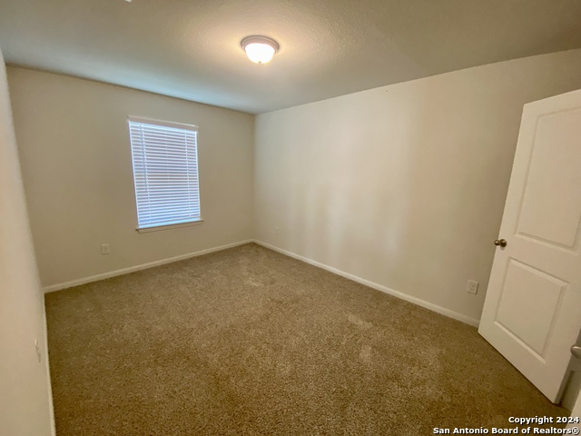 Image 17 of 27 For 9307 Avondale Park