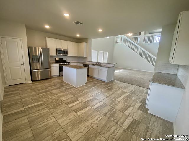 Image 9 of 27 For 9307 Avondale Park