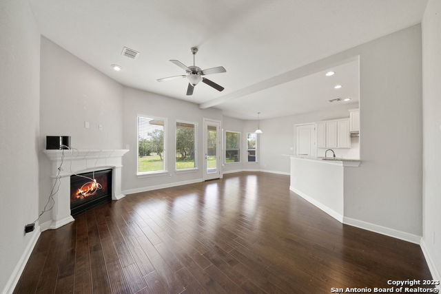 Listing photo id 8 for 185 Stone Trail