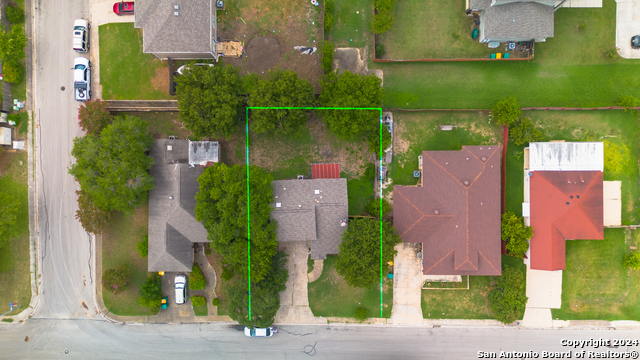 Listing photo id 0 for 609 Meadow Gate