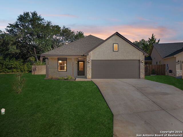 319 Club View E