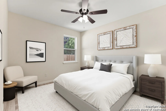 Listing photo id 25 for 319 Club View E