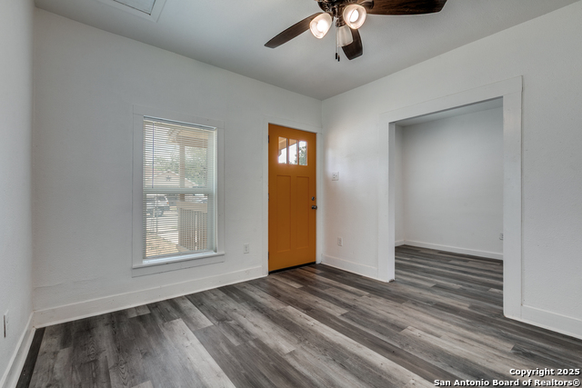 Listing photo id 4 for 611 Rochambeau