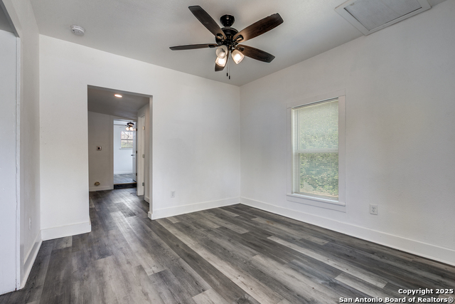 Listing photo id 6 for 611 Rochambeau