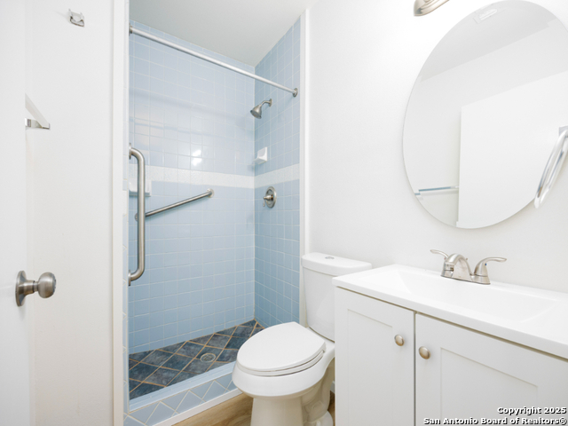 Image 12 of 15 For 8816 Oakbrook